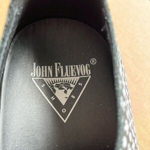 John Fluevog OFFICIAL WEDNESDAY XO LACE-UP SHOE - unisex. Women’s 11